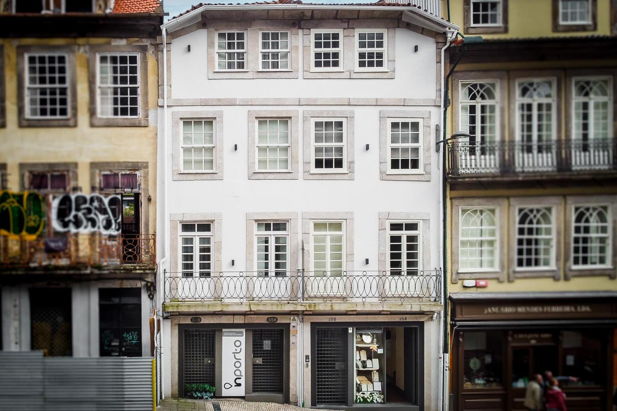 In Porto Gallery Guesthouse Exteriör bild
